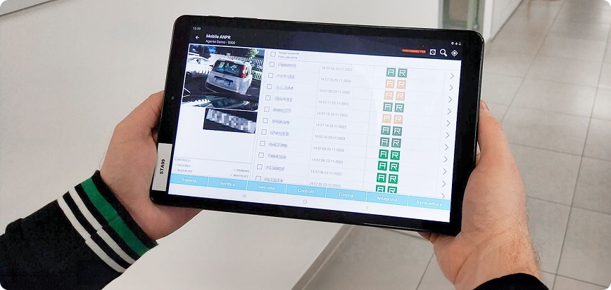 Targa Telematics - Viasat Italia | Street Control Targa Telematics - Viasat Italia|Street Control